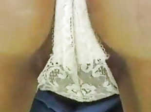 Upskirt (bagian dalam rok)